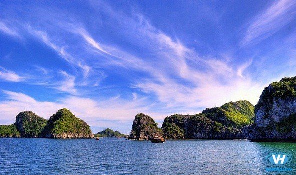 Vân Hải chia sẻ kinh nghiệm du lịch biển đảo Cát Bà, Hải Phòng