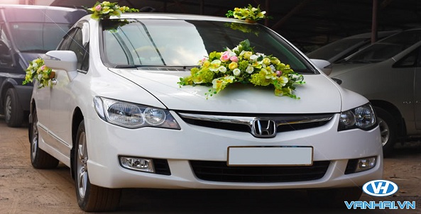 Thuê xe cưới giúp bạn có được một lễ rước dâu ấn tượng