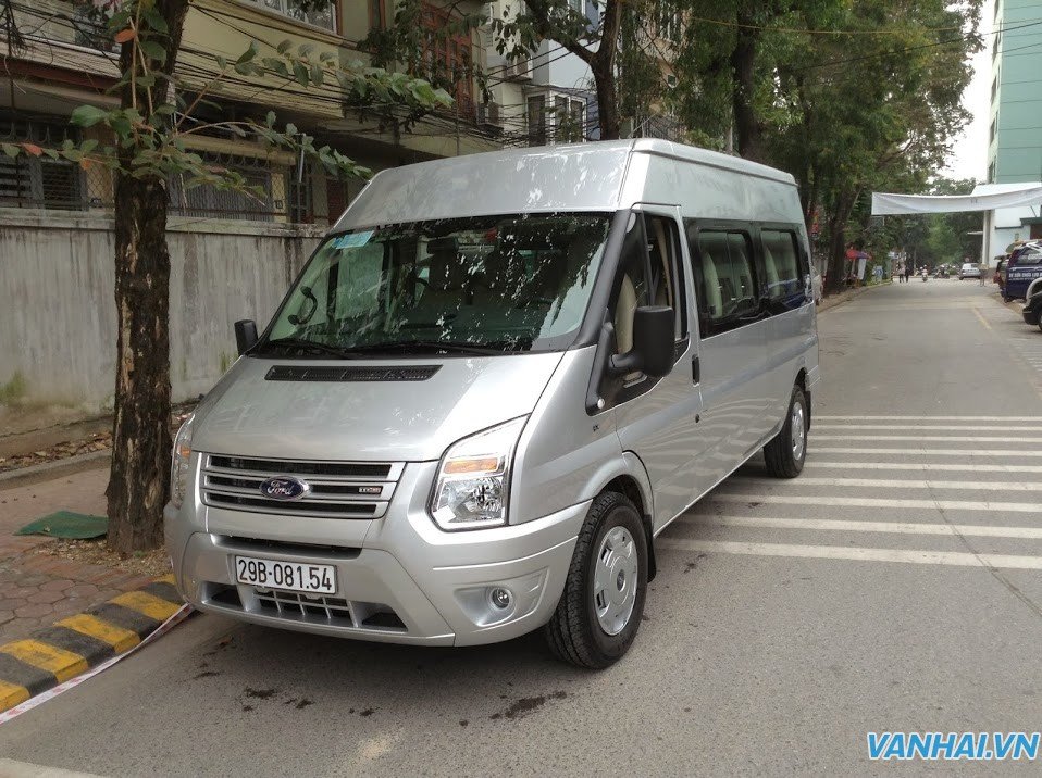 Cách thuê xe 16 chỗ Ford Transit giá rẻ nhất tại Hà Nội