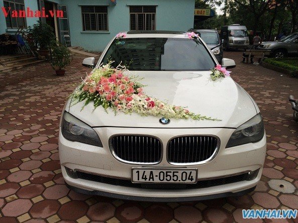 Cho thuê xe cưới giá rẻ tại Hà Nội