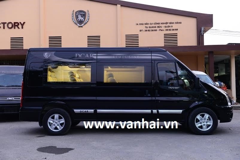 Cho thuê xe Ford transit Dcar Limousine  giá rẻ tại Hà Nội