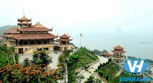 Toàn cảnh chùa Yên Tử