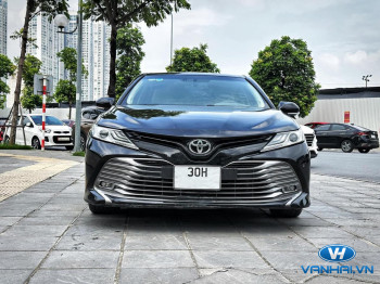 Cho thuê xe 4 chỗ Toyota Camry 2.5 Q tại Hà Nội 