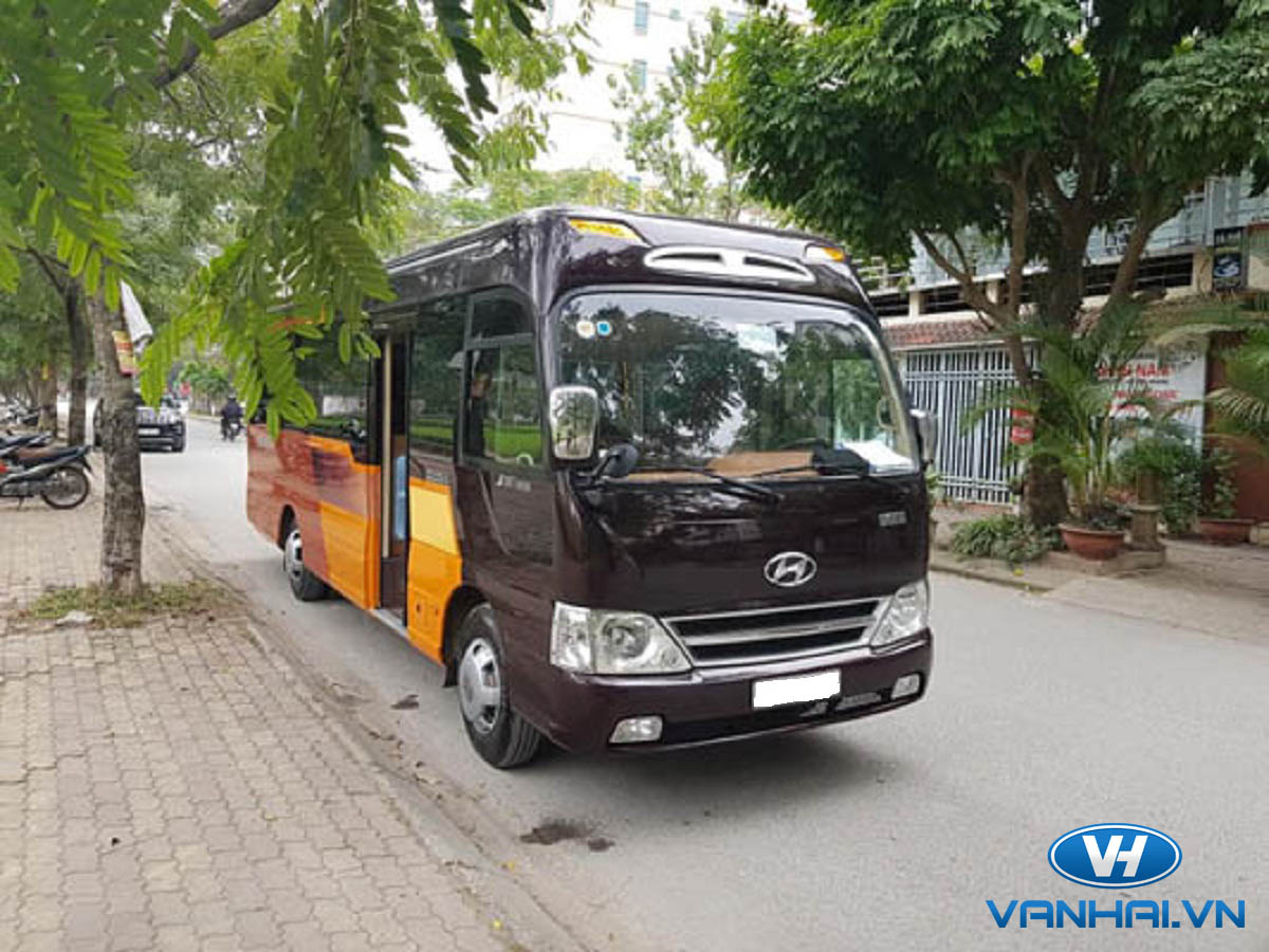  Dịch vụ cho thuê xe Huyndai Limousine 16 chỗ VIP giá rẻ Hà Nội​