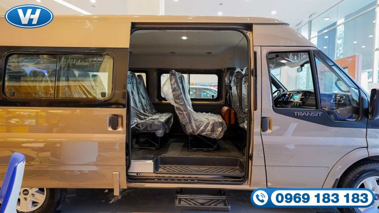 Vân Hải cho thuê xe 16 chỗ Ford Transit 2024 giá rẻ