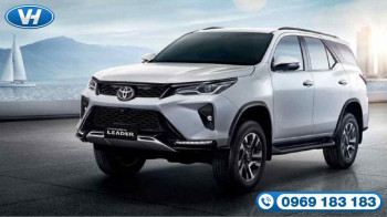 Cho thuê xe cưới 7 chỗ Toyota Fortuner tại Hà Nội