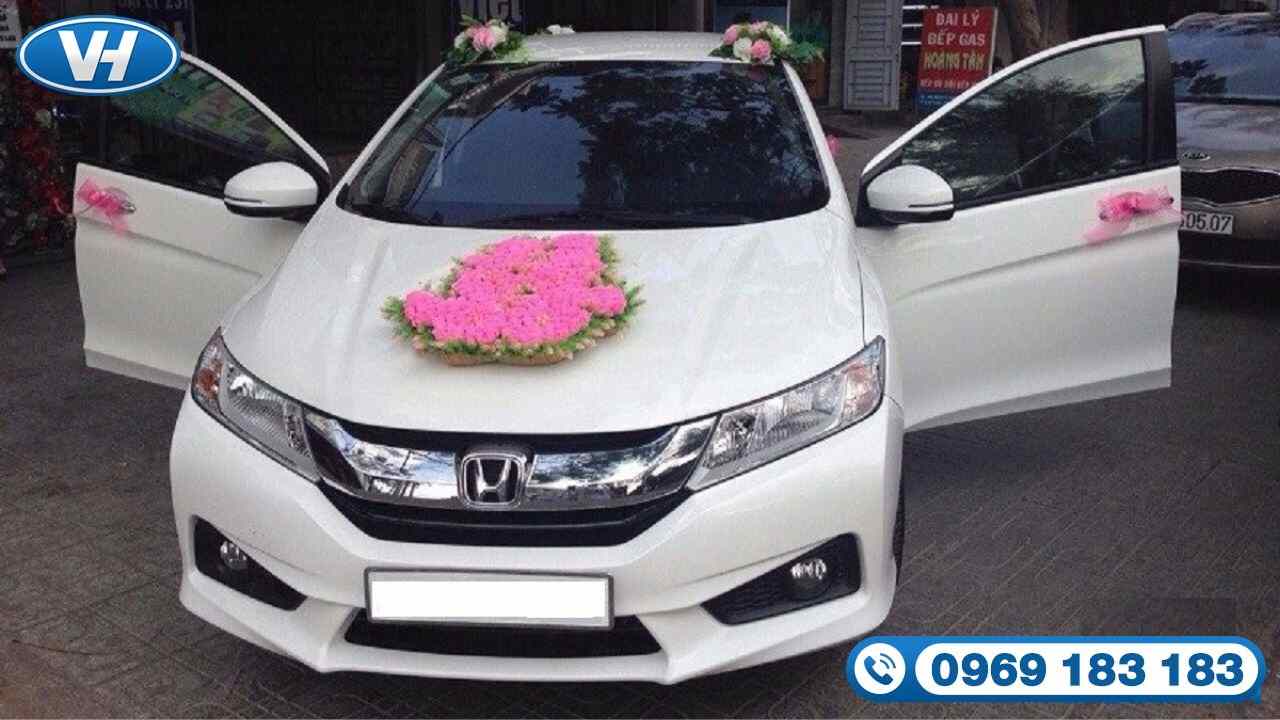 Thiết kế xe cưới Honda Civic đẹp và nổi bật