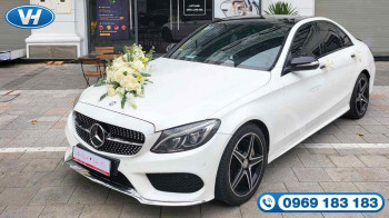 Cho thuê xe cưới Mercedes C300 tại Hà Nội