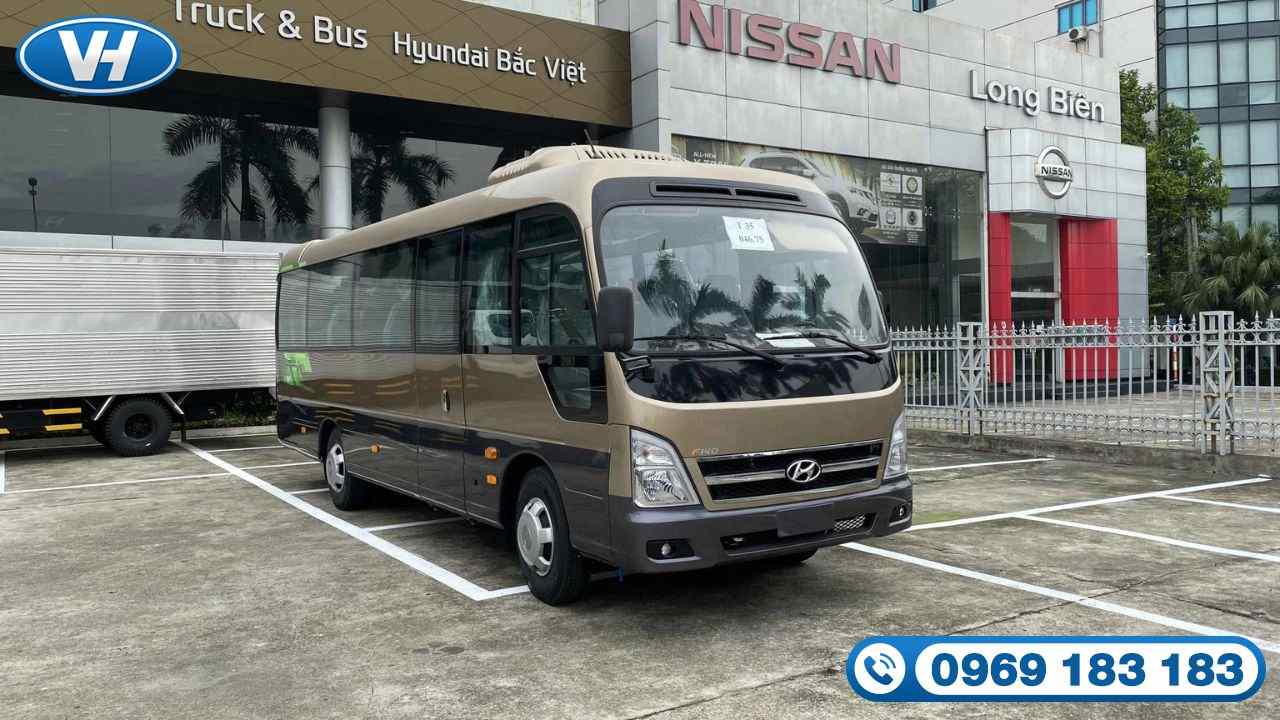 Vân Hải cung cấp dịch vụ cho thuê xe 29 chỗ Hyundai County 2023