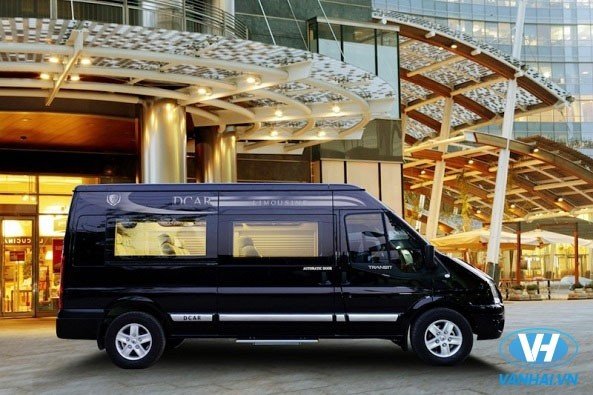 Dịch vụ cho thuê xe Ford Dcar Limousine cao cấp đi du lịch của Vân Hải