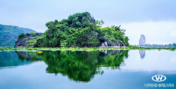 Hồ Quan Sơn – Vịnh Hạ Long trên cạn của xứ Bắc