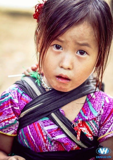 Vẻ đẹp của cô bé dân tộc tại Hà Giang