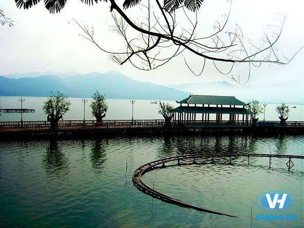 Vẻ đẹp trầm mặc của hồ Núi Cốc – Thái Nguyên