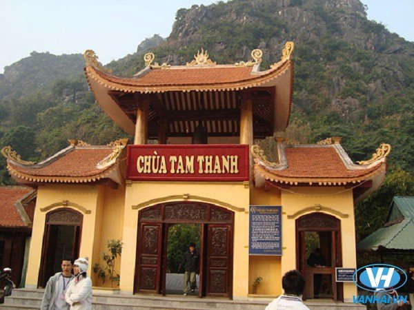 Chùa Tam Thanh không chỉ mang giá trị văn hoá, nghệ thuật hàm chứa trong từng di tích được lưu giữ lại bên trong chùa cho mãi đến ngày nay.