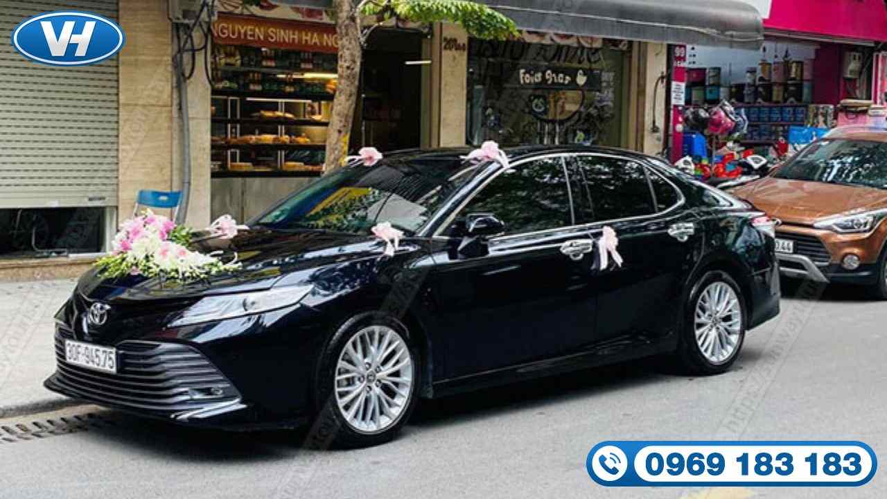 Vân Hải có sẵn dịch vụ trang trí xe hoa sang trọng giá rẻ