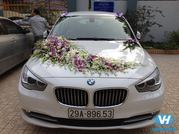 Xe cưới của công ty Vân Hải