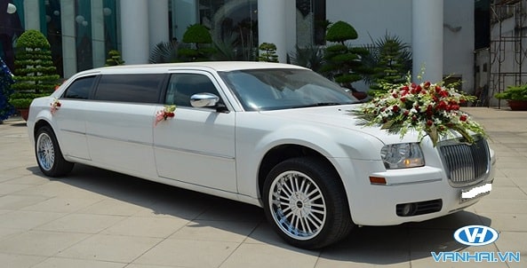 Chiếc xe cưới cao cấp được Vân Hải phục vụ các khách hàng Vip