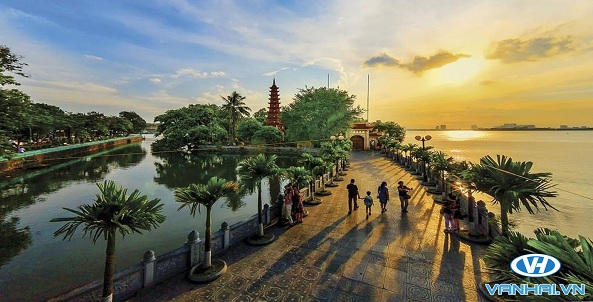 Một thoáng bình yên nơi thủ đô Hà Nội