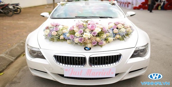 Thiết kế xe hoa cưới đặc biệt thu hút người nhìn