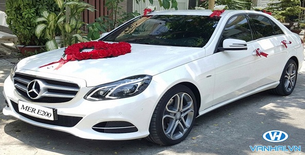 Mẫu xe hoa cưới cao cấp của công ty Vân Hải