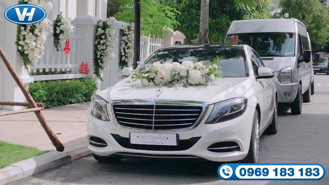 Trang trí hoa xe cưới giá rẻ sang trọng tại Công ty Vân Hải