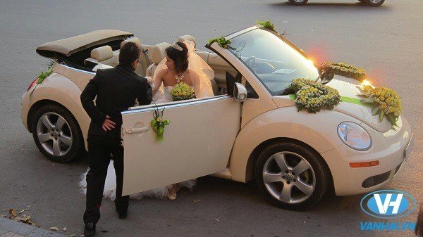 Xe hoa cưới có đẹp và ấn tượng hay không phụ thuộc rất nhiều vào cách trang trí