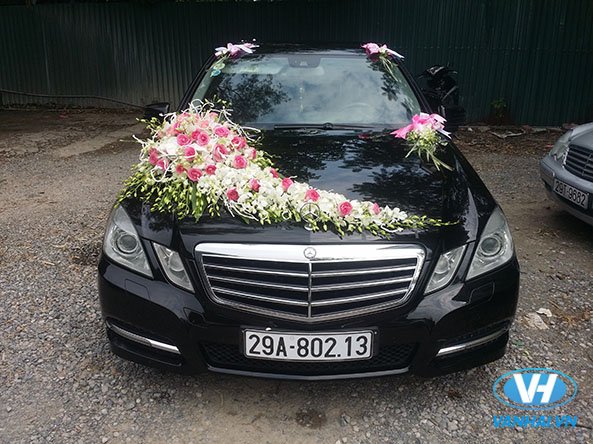 Xe cưới Mercedes của công ty Vân Hải