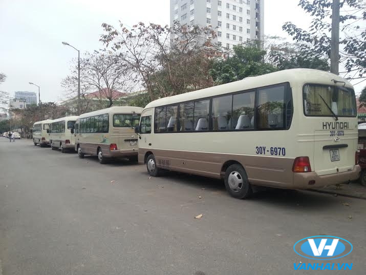 Dịch vụ thuê xe 29 chỗ tại Hà Nội của Vân Hải đáp ứng mọi yêu cầu của khách hàng
