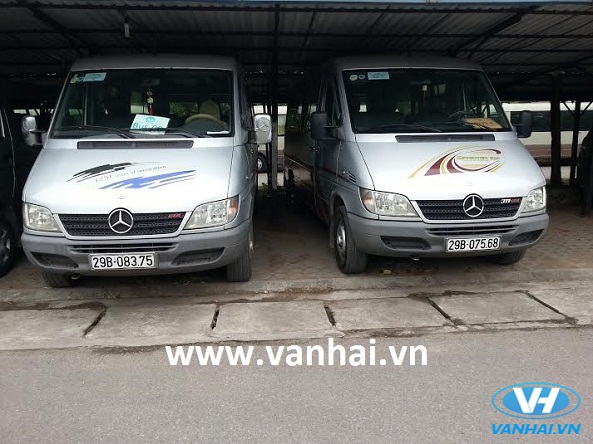 Dịch vụ cho thuê xe 16 chỗ Mercedes Sprinter giá rẻ tại Hà Nội
