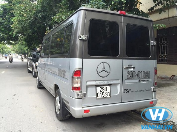 Dịch vụ cho thuê xe 16 chỗ Mercedes Sprinter giá rẻ tại Hà Nội