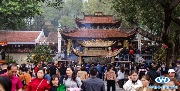 Lễ hội đền Bà Chúa Kho thu hút đông đảo du khách