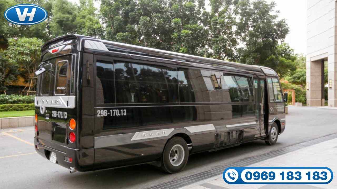 Thuê xe 19 chỗ Fuso Rosa Dcar Limousine với mức giá ưu đãi