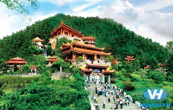 Trúc Lâm Tây Thiên – Một trong 3 thiền viện lớn nhất cả nước