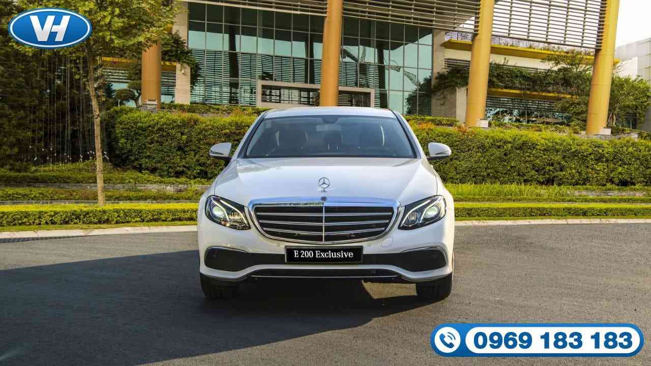 Vân Hải giới thiệu đầy đủ các dịch vụ cho thuê xe Mercedes E200