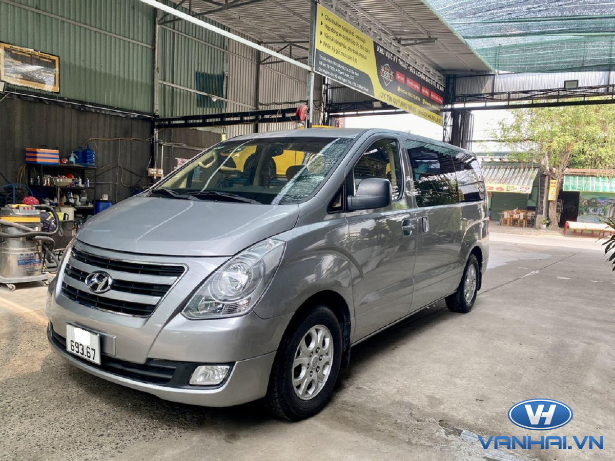Dịch vụ cho thuê xe Hyundai Starex 9 chỗ giá rẻ nhất Hà Nội
