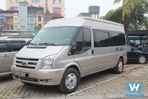 Nhu cầu thuê xe đi du lịch Hạ Long đang tăng đáng kể