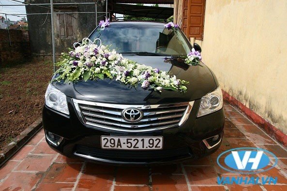 Dịch vụ cho thuê xe cưới 4 chỗ Toyota Camry tại Hà Nội