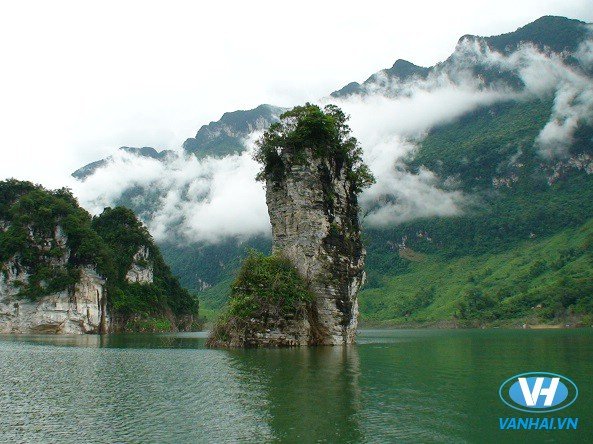 Không gian tuyệt đẹp nơi hồ Na Hang Tuyên Quang