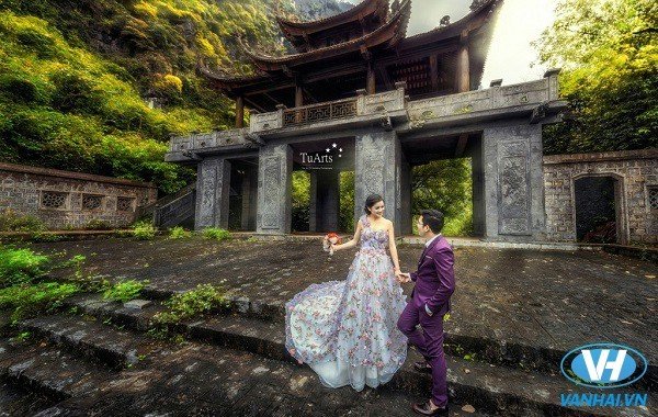 Ảnh cưới lãng mạn được chụp tại Tràng An