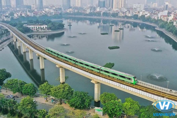 Ngắm Hà Nội từ tàu trên đường sắt Cát Linh – Hà Đông