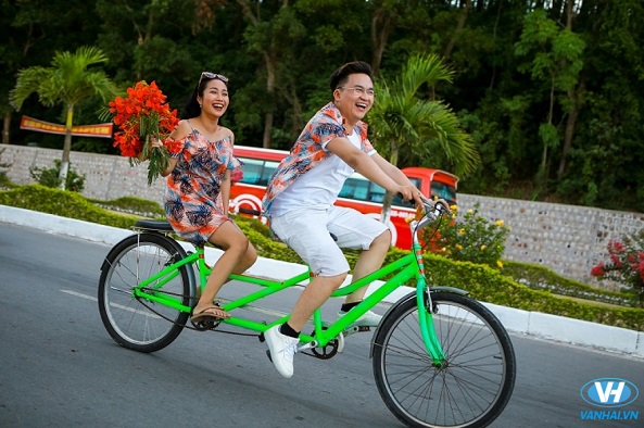 Đạp xe dạo quanh bãi biển Đồ Sơn