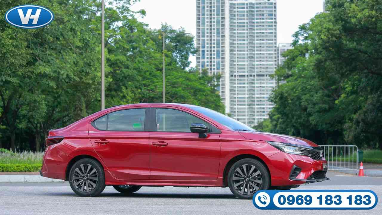 Thuê xe 4 chỗ Honda City với giá rẻ tại quận Hoàn Kiếm