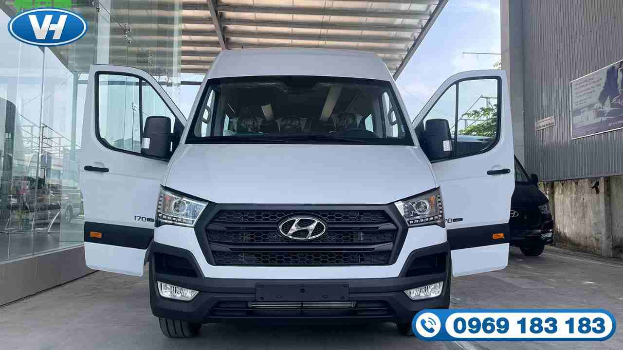 Giá thuê xe 16 chỗ Hyundai Solati tại Nam Từ Liêm ưu đãi