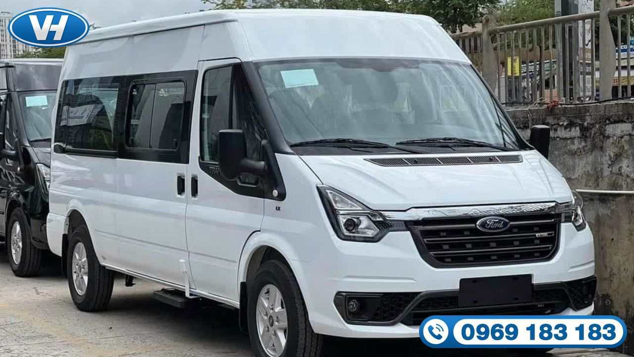 Thuê xe 16 chỗ Transit Premium tại Đan Phượng với giá rẻ