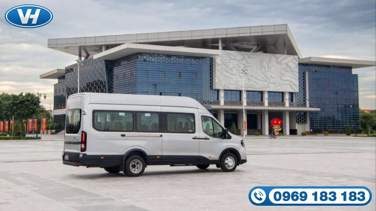 Dịch vụ thuê xe 16 chỗ Transit Premium tại Hà Đông có giá rẻ