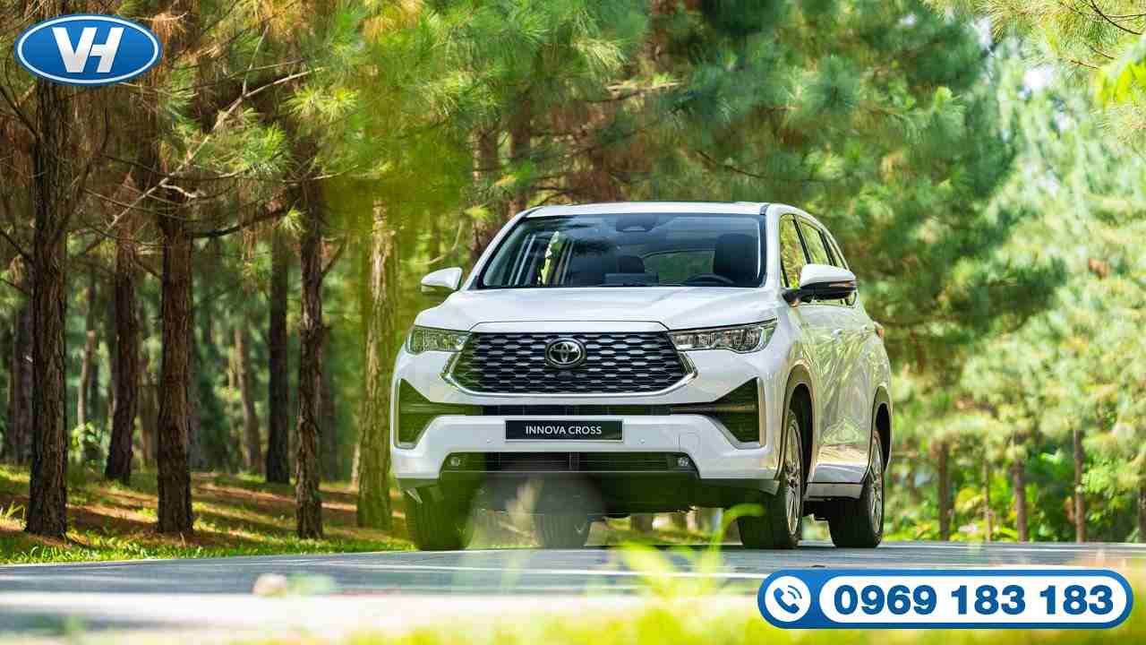 Báo giá cho thuê xe 7 chỗ Toyota Innova hợp lý theo từng hành trình