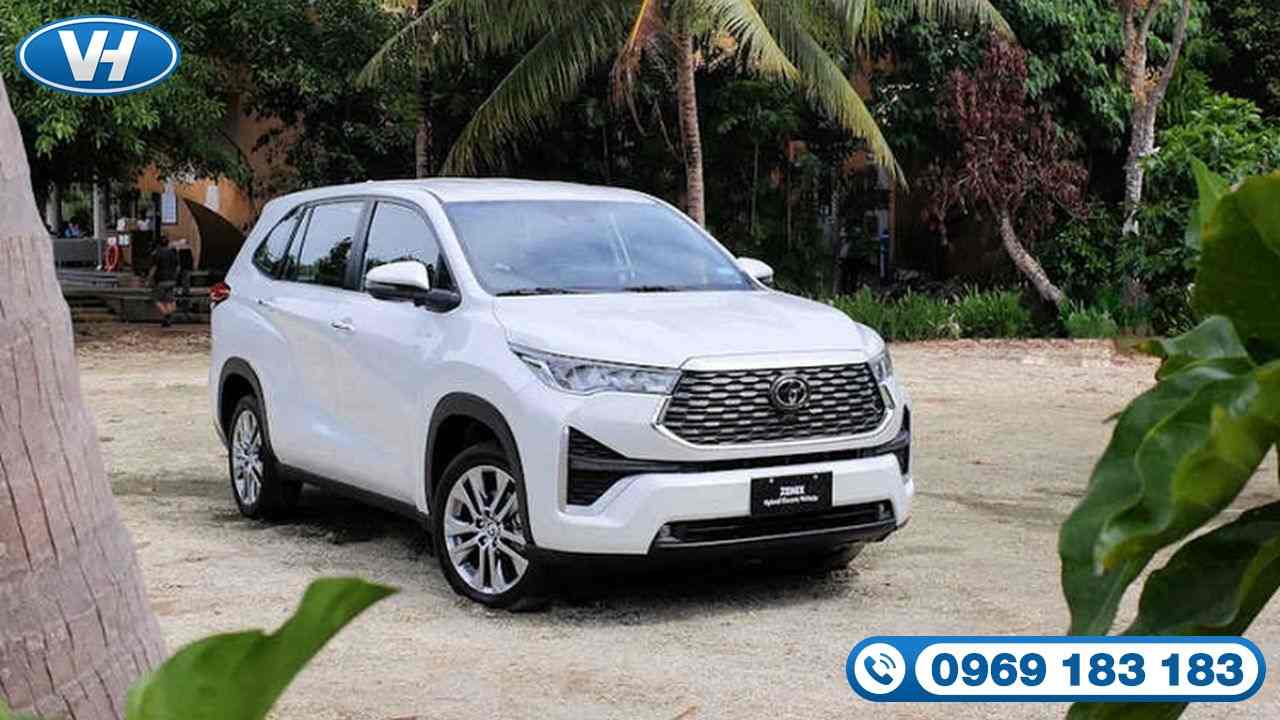 Báo giá thuê xe Toyota Innova G linh hoạt theo từng hành trình