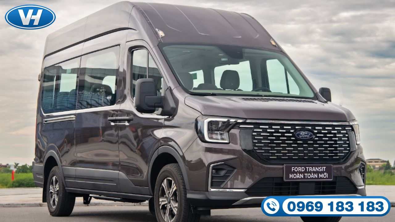Vân Hải cho thuê xe 16 chỗ Ford Transit Premium tại Hà Nội