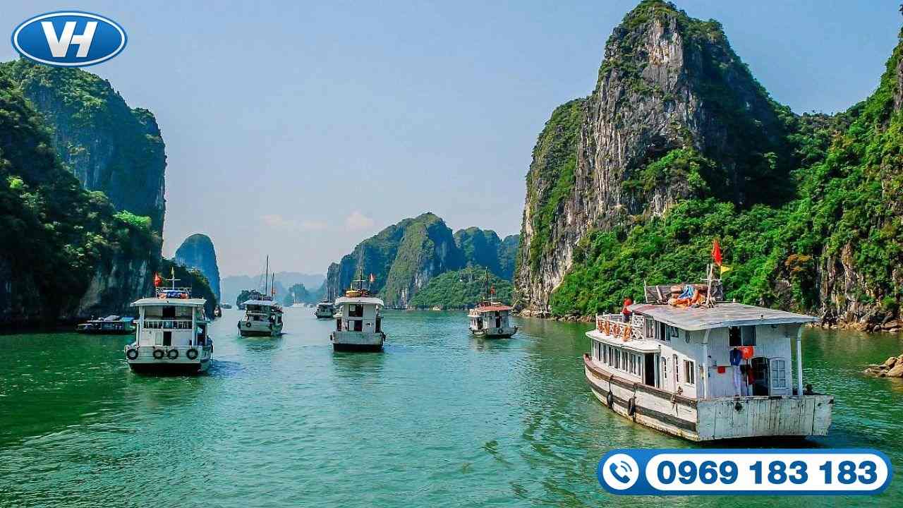 Hạ Long sở hữu cảnh quan thi&ecirc;n ngoạn mục