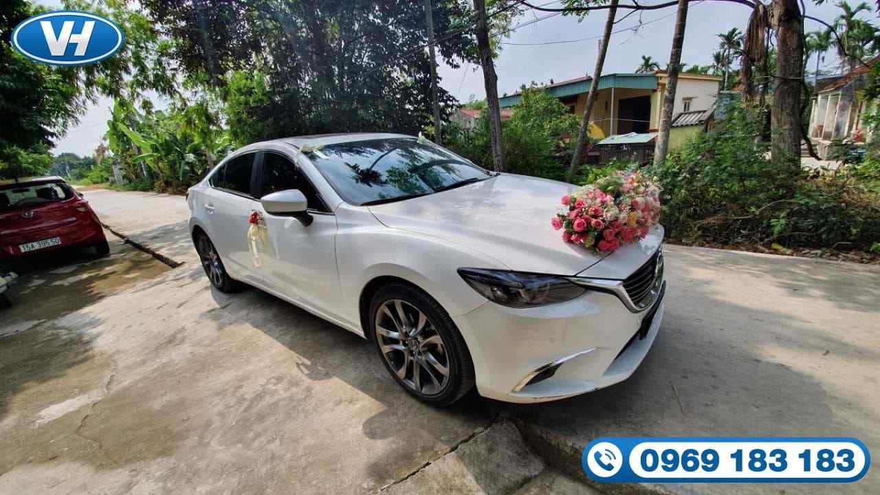 Rất nhiều cặp đôi lựa chọn phong cách xe cưới này